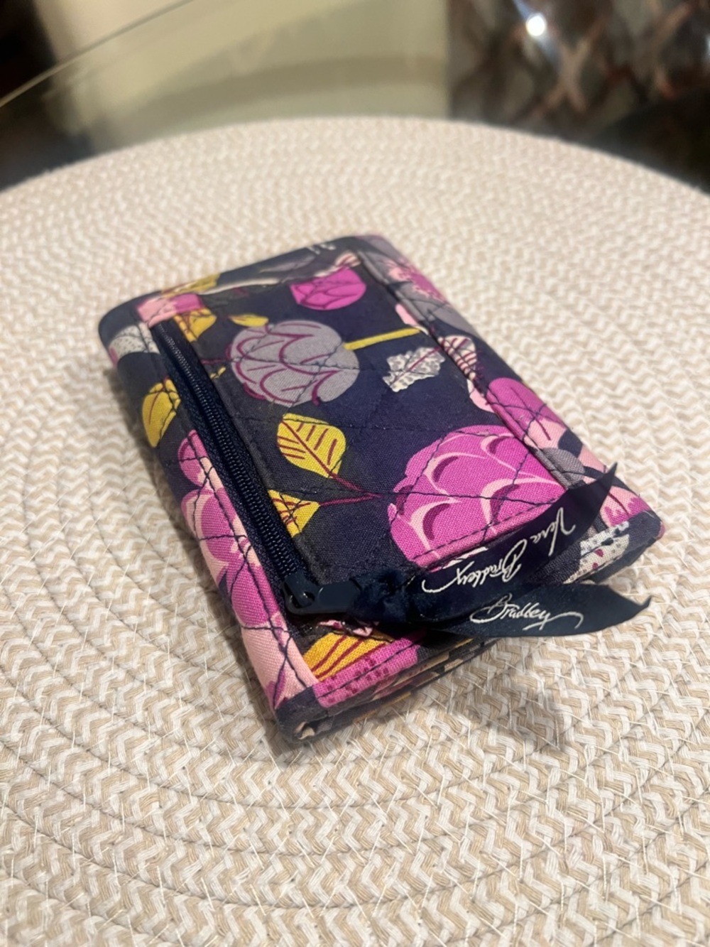 Lot! Three. Vera Bradley Floral Crossbody Trio + wallet - Picture 6 of 9
